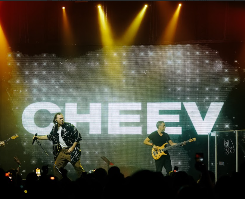 Фанк, рок та чуттєва  лірика: Cheev відіграв великий сольний концерт у Києві